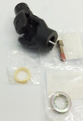 Kubota Genuine Part - U JOINT KIT ASSY - PN: K756191700